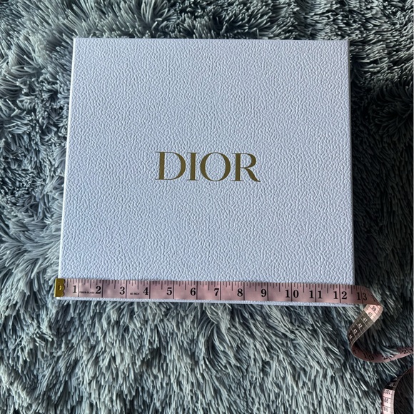 Empty Authentic Dior Gift Box with Dior Ribbon 12x12 - Picture 2 of 4